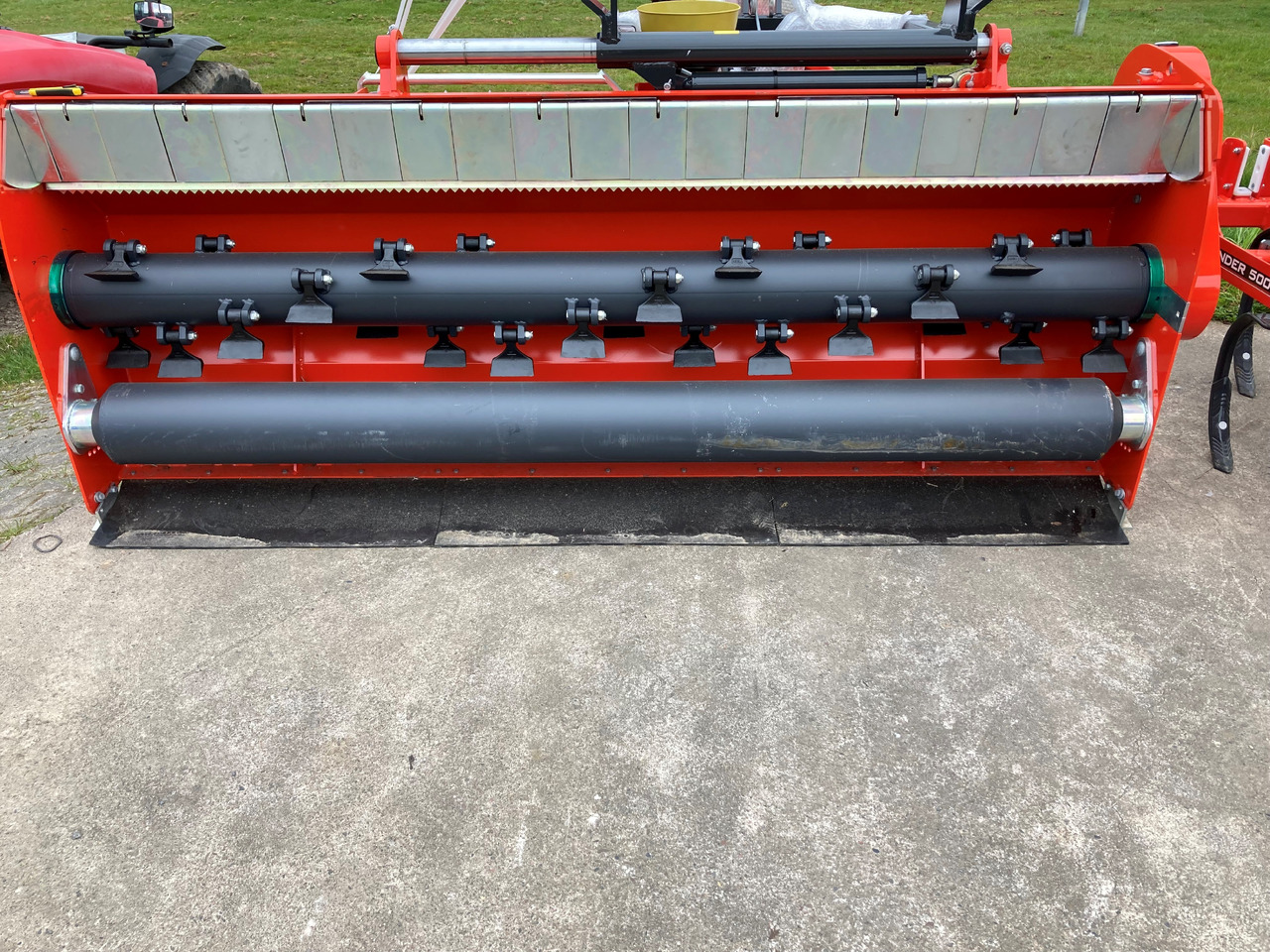 Kuhn BP 28 Mulcher - Broyeur à axe horizontal: photos 4 Kuhn BP 28 Mulcher - Broyeur à axe horizontal: photos 4