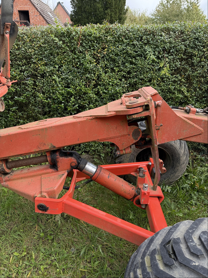 Kuhn Volldrehpflug - Charrue: photos 5 Kuhn Volldrehpflug - Charrue: photos 5