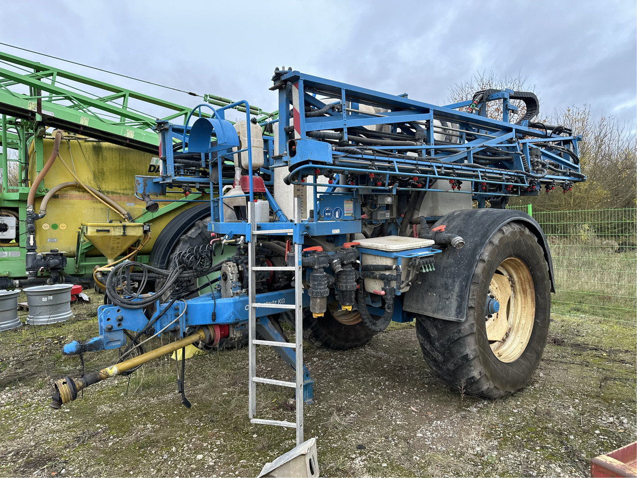 Lemken Anhängespritze 30/27 - Pulvé porté: photos 1 Lemken Anhängespritze 30/27 - Pulvé porté: photos 1