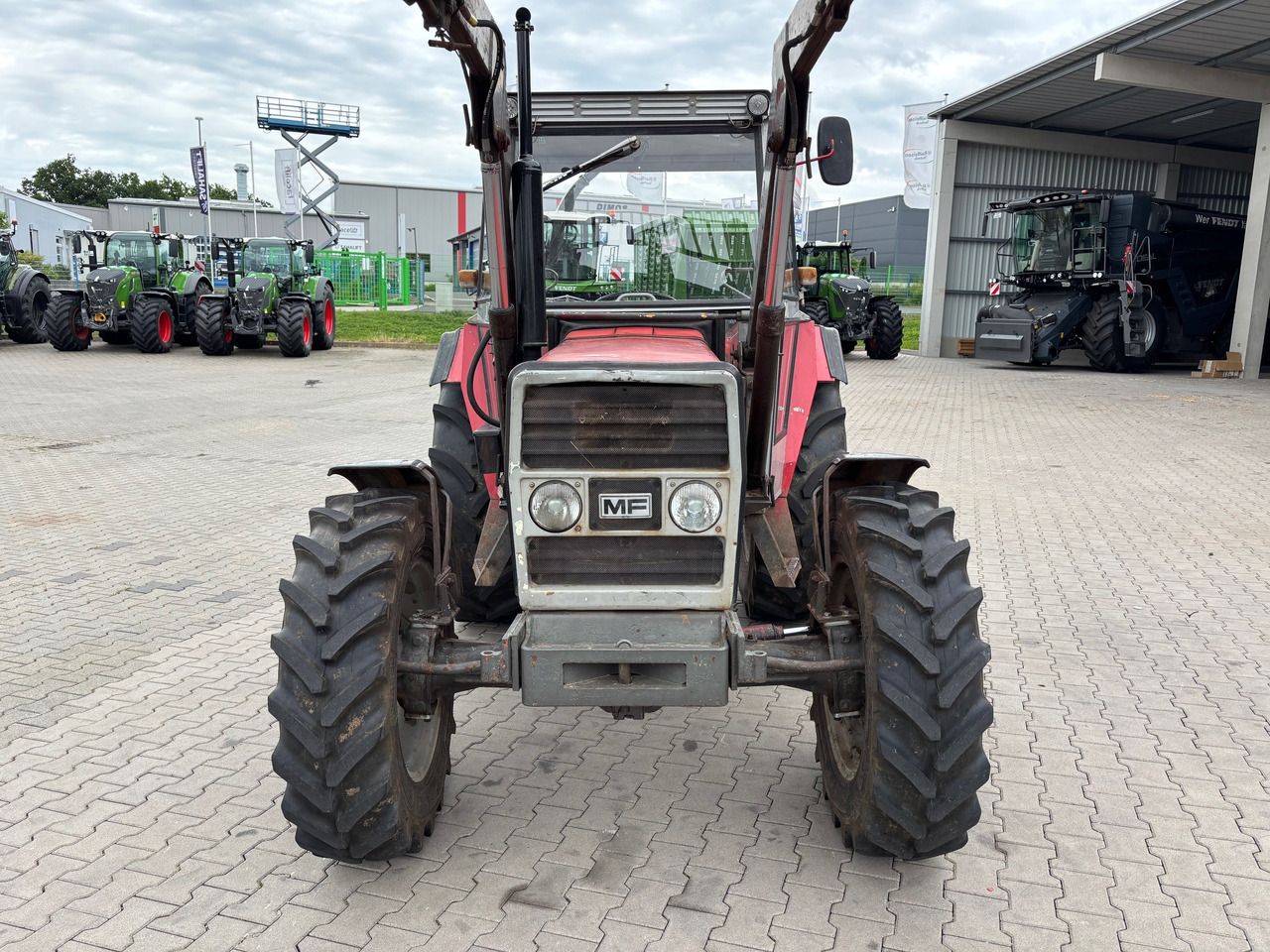 Massey Ferguson 274s Allrad - Tracteur agricole: photos 3 Massey Ferguson 274s Allrad - Tracteur agricole: photos 3