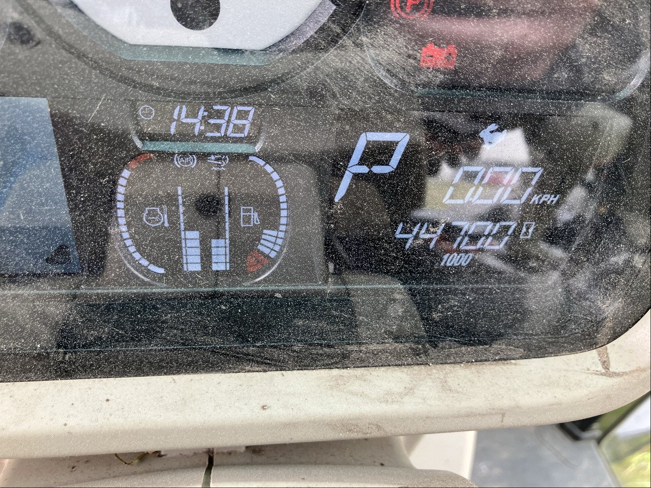 Massey Ferguson 6716 S Dyna 6 - Tracteur agricole: photos 2 Massey Ferguson 6716 S Dyna 6 - Tracteur agricole: photos 2