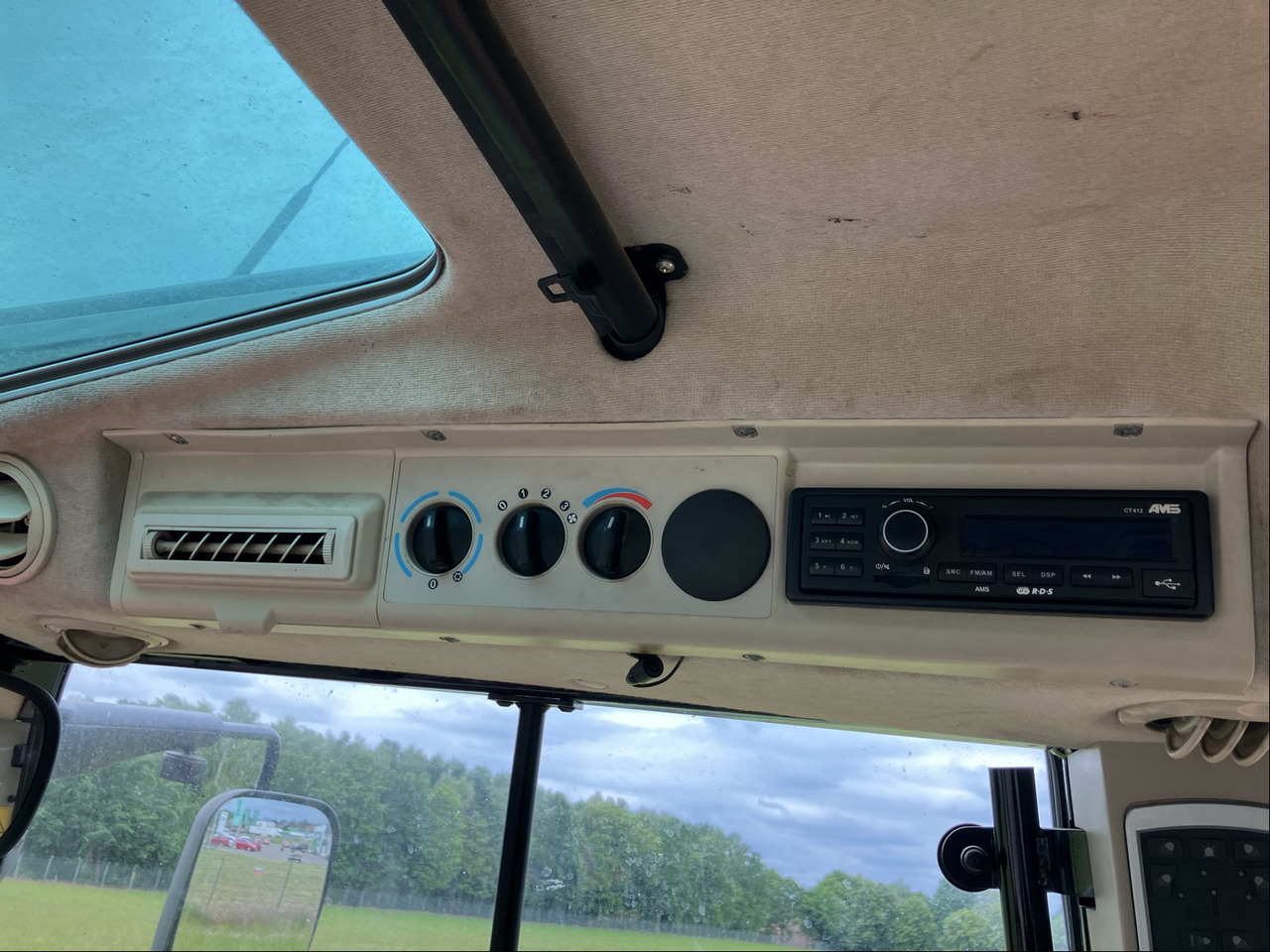 Massey Ferguson 6716 S Dyna 6 - Tracteur agricole: photos 4 Massey Ferguson 6716 S Dyna 6 - Tracteur agricole: photos 4