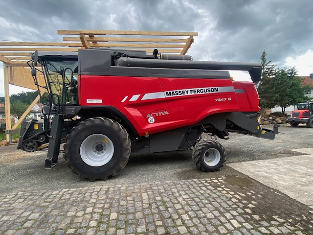 Massey Ferguson 7347 S Activa MCS - Moissonneuse-batteuse: photos 1 Massey Ferguson 7347 S Activa MCS - Moissonneuse-batteuse: photos 1