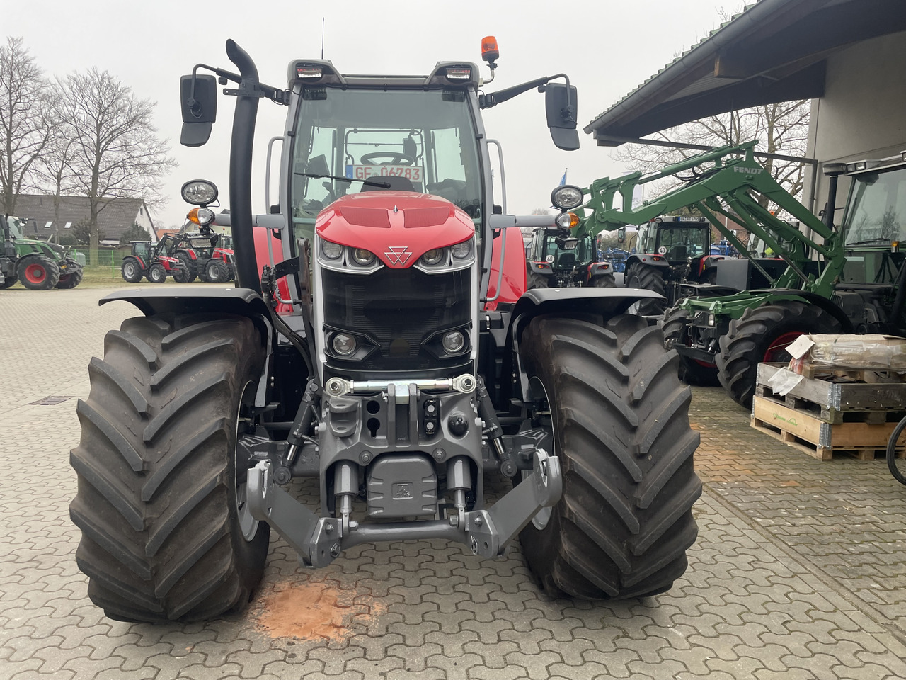Massey Ferguson 7S.210 Dyna-VT EXCLUS - Tracteur agricole: photos 5 Massey Ferguson 7S.210 Dyna-VT EXCLUS - Tracteur agricole: photos 5