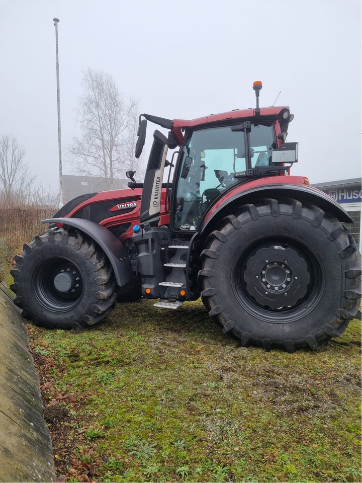 Valtra Q 265 - Tracteur agricole: photos 5 Valtra Q 265 - Tracteur agricole: photos 5