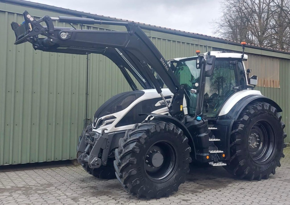 Valtra Q 305 - Tracteur agricole: photos 4 Valtra Q 305 - Tracteur agricole: photos 4