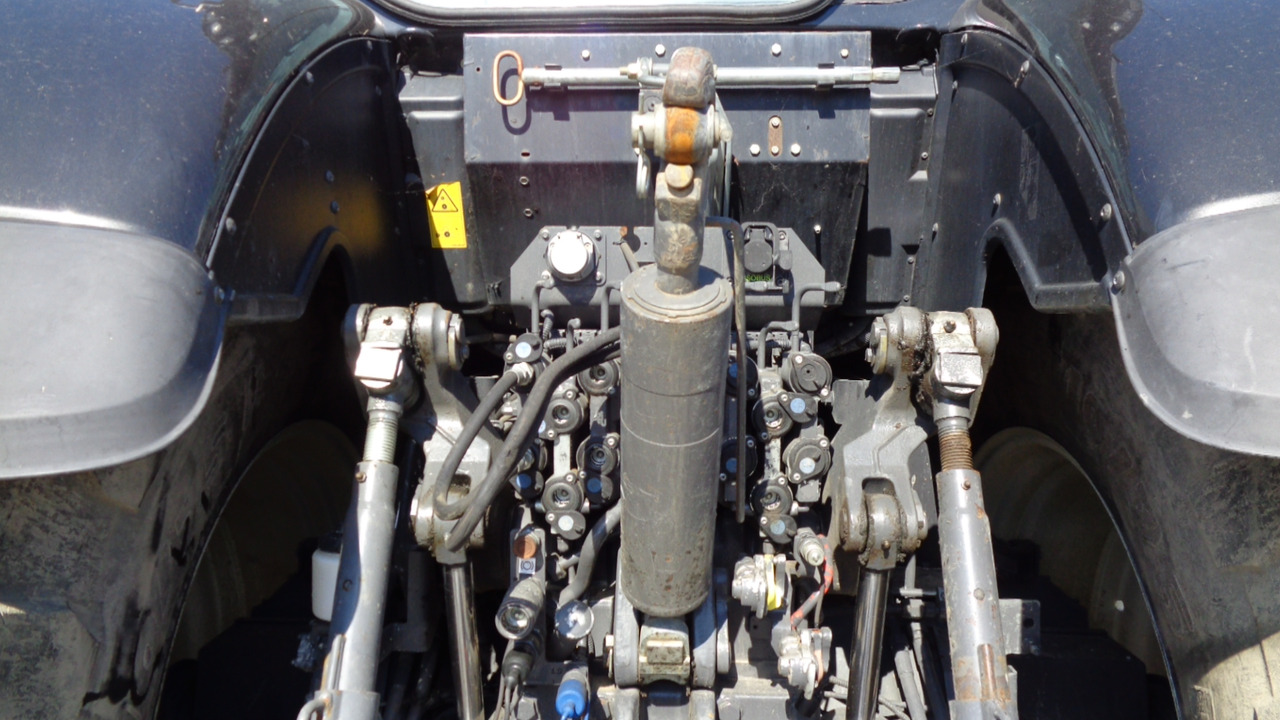 Crédit-bail de Valtra S374 Valtra S374: photos 15