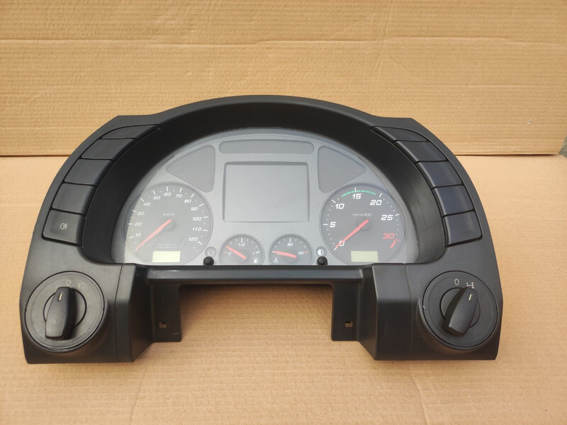 Iveco CLUSTER - DISPLAY - Panel de instrumentos pour Camion: photos 2 Iveco CLUSTER - DISPLAY - Panel de instrumentos pour Camion: photos 2