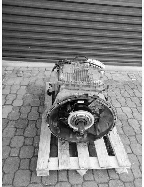 Renault Getriebe AT2412C - Boîte de vitesse pour Camion: photos 2 Renault Getriebe AT2412C - Boîte de vitesse pour Camion: photos 2