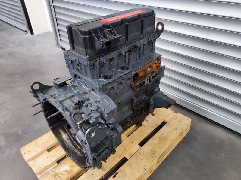 Renault MIDLUM DXI 5 EURO 5 - Moteur pour Camion: photos 3 Renault MIDLUM DXI 5 EURO 5 - Moteur pour Camion: photos 3