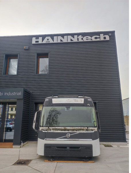 Volvo FH4 GLOBETROTTER L2 H2 EURO 6 - Cabine et intérieur pour Camion: photos 3 Volvo FH4 GLOBETROTTER L2 H2 EURO 6 - Cabine et intérieur pour Camion: photos 3