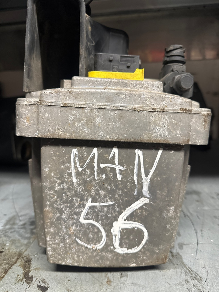 MAN ADBLUE PUMPE 81.15403-6138 - Système de carburant pour Camion: photos 1 MAN ADBLUE PUMPE 81.15403-6138 - Système de carburant pour Camion: photos 1