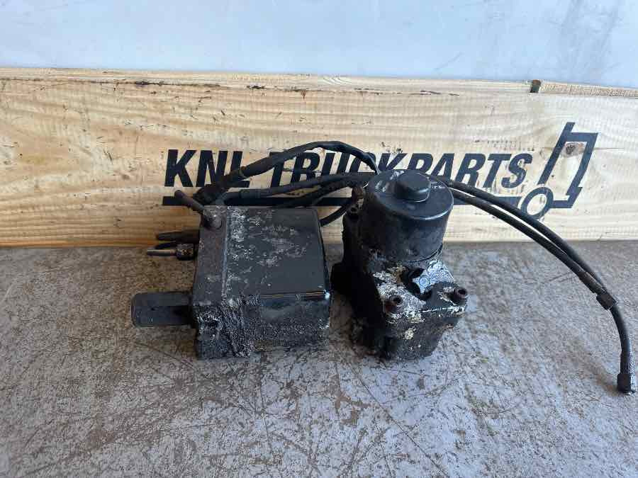 MAN CAB TILT PUMP 85.41723-6019 + 85.41723-6022 - Cabine et intérieur pour Camion: photos 1 MAN CAB TILT PUMP 85.41723-6019 + 85.41723-6022 - Cabine et intérieur pour Camion: photos 1