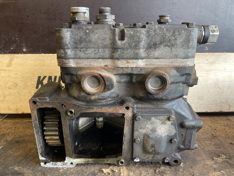 MAN COMPRESSOR 51.54100-7248 - Compresseur pour Camion: photos 3 MAN COMPRESSOR 51.54100-7248 - Compresseur pour Camion: photos 3