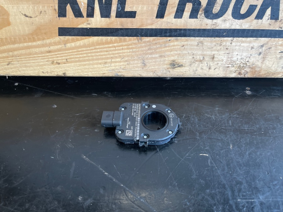 MAN STEERING SENSOR 81.25937-0065 - Commande de gouvernail pour Camion: photos 2 MAN STEERING SENSOR 81.25937-0065 - Commande de gouvernail pour Camion: photos 2