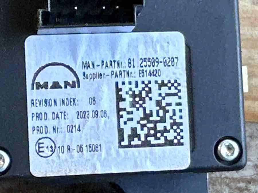 MAN STEERING SWITCH 81.25509-0207 - Cabine et intérieur pour Camion: photos 3 MAN STEERING SWITCH 81.25509-0207 - Cabine et intérieur pour Camion: photos 3