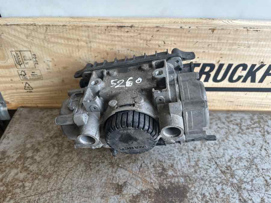 MAN VALVE EBS 81.52106-6072 - Valve de frein pour Camion: photos 2 MAN VALVE EBS 81.52106-6072 - Valve de frein pour Camion: photos 2