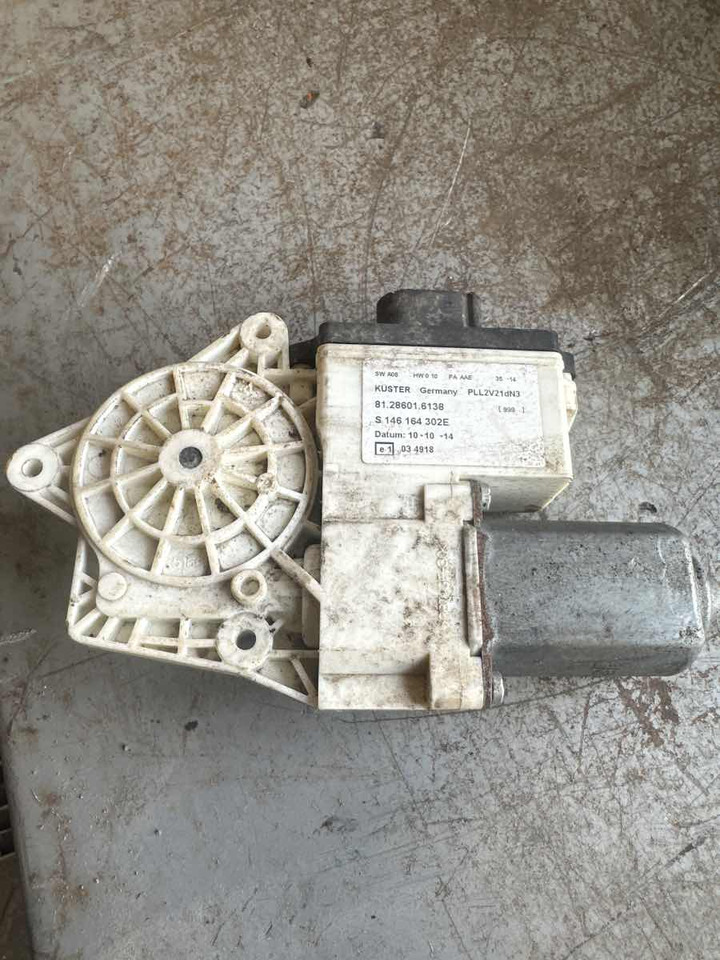 MAN WINDOW MOTOR 81.28601-6138 - Cabine et intérieur pour Camion: photos 1 MAN WINDOW MOTOR 81.28601-6138 - Cabine et intérieur pour Camion: photos 1