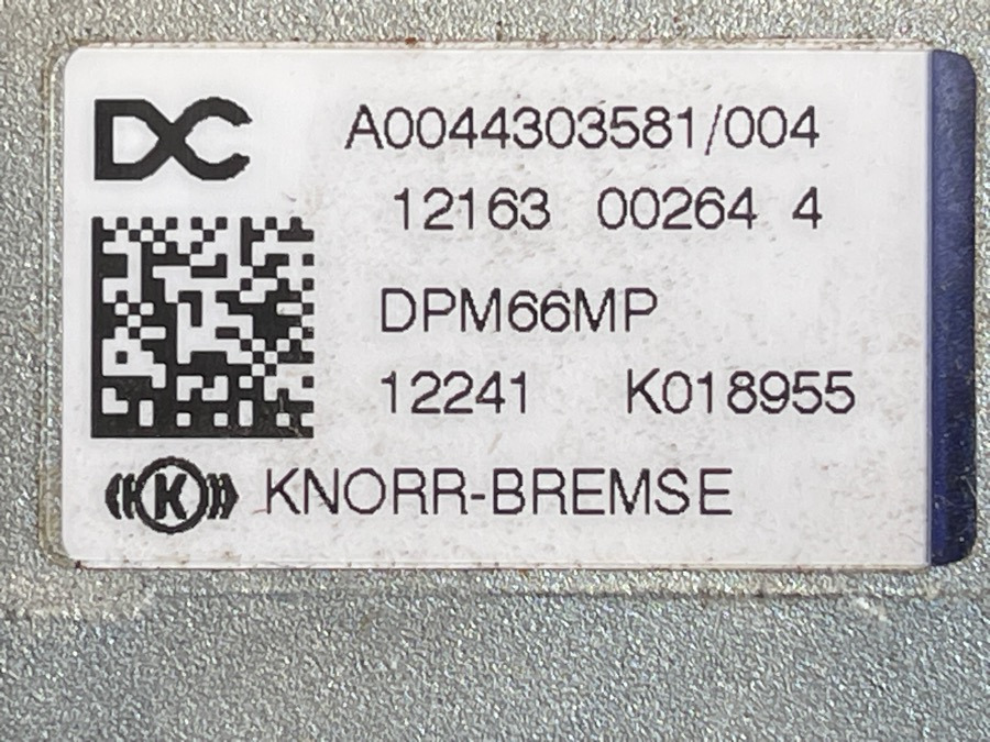 MERCEDES HAND BRAKE A0044303581 - Cabine et intérieur pour Camion: photos 3 MERCEDES HAND BRAKE A0044303581 - Cabine et intérieur pour Camion: photos 3