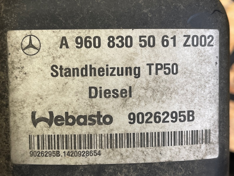 MERCEDES WATER HEATER A9608305061 - Cabine et intérieur pour Camion: photos 3 MERCEDES WATER HEATER A9608305061 - Cabine et intérieur pour Camion: photos 3