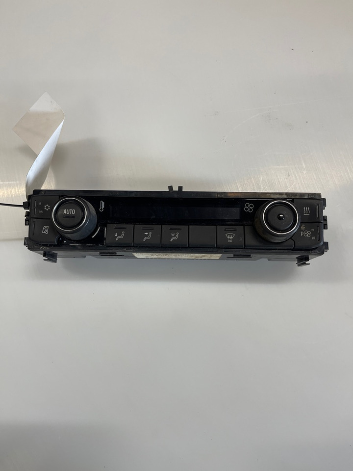 SCANIA CONTROL PANEL, CLIMATE CONTROL ECU 2090479 - Panel de instrumentos pour Camion: photos 2 SCANIA CONTROL PANEL, CLIMATE CONTROL ECU 2090479 - Panel de instrumentos pour Camion: photos 2