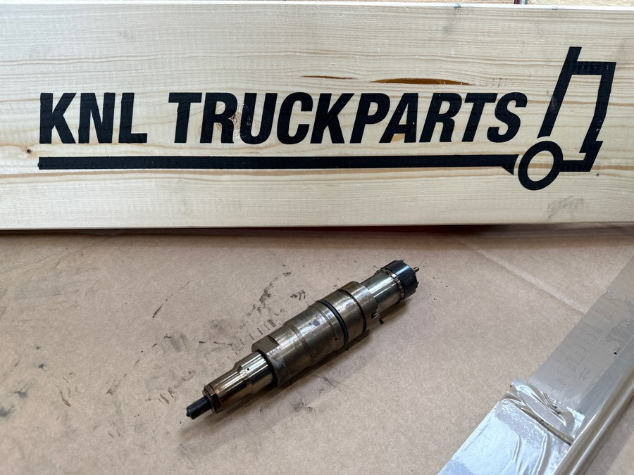 SCANIA INJECTOR 2057401 - Système de carburant pour Camion: photos 1 SCANIA INJECTOR 2057401 - Système de carburant pour Camion: photos 1