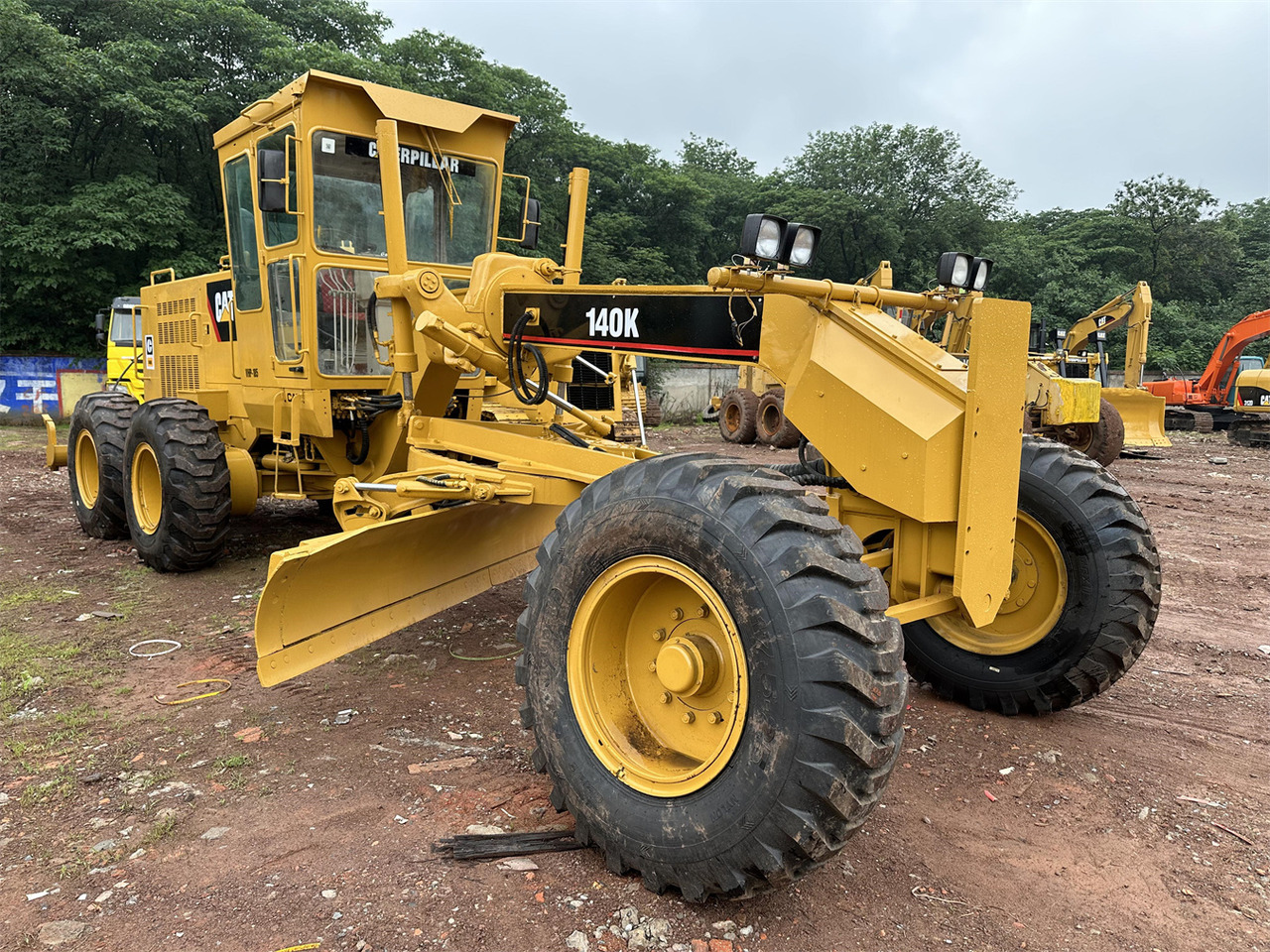 CATERPILLAR 140K - Niveleuse: photos 1 CATERPILLAR 140K - Niveleuse: photos 1