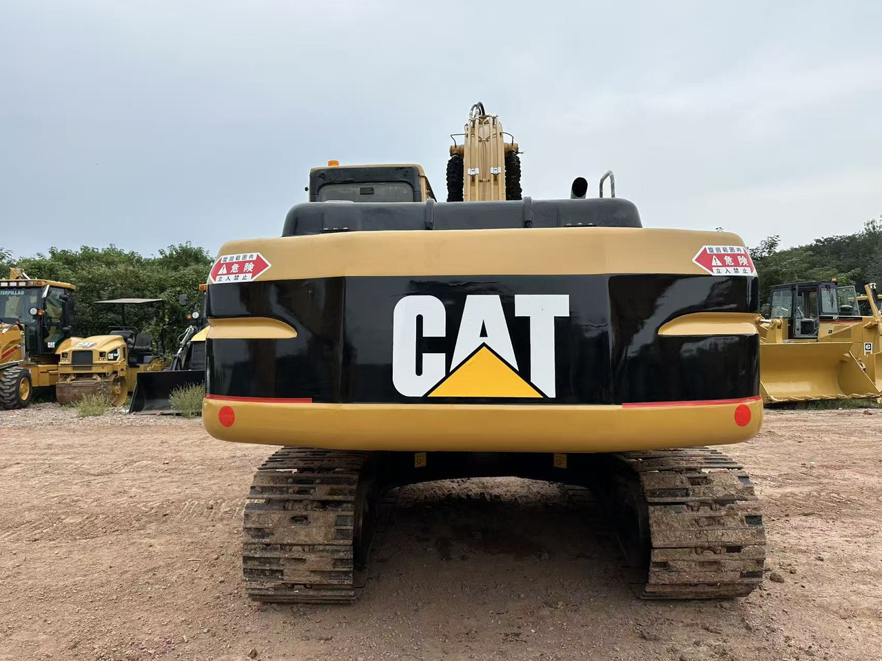 CATERPILLAR 320BL - Pelle sur chenille: photos 3 CATERPILLAR 320BL - Pelle sur chenille: photos 3