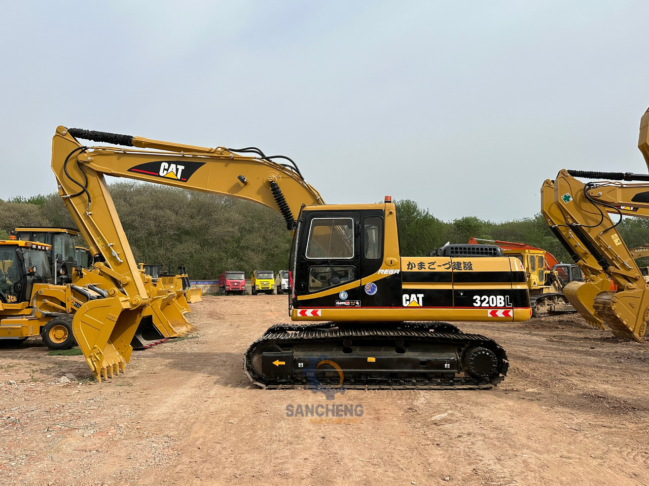 CATERPILLAR 320BL - Pelle sur chenille: photos 3 CATERPILLAR 320BL - Pelle sur chenille: photos 3