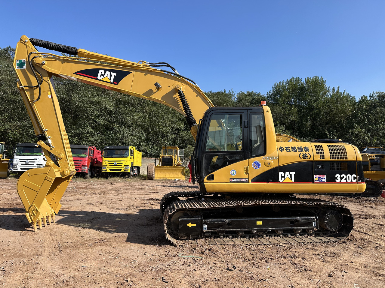 CATERPILLAR 320C - Pelle sur chenille: photos 1 CATERPILLAR 320C - Pelle sur chenille: photos 1
