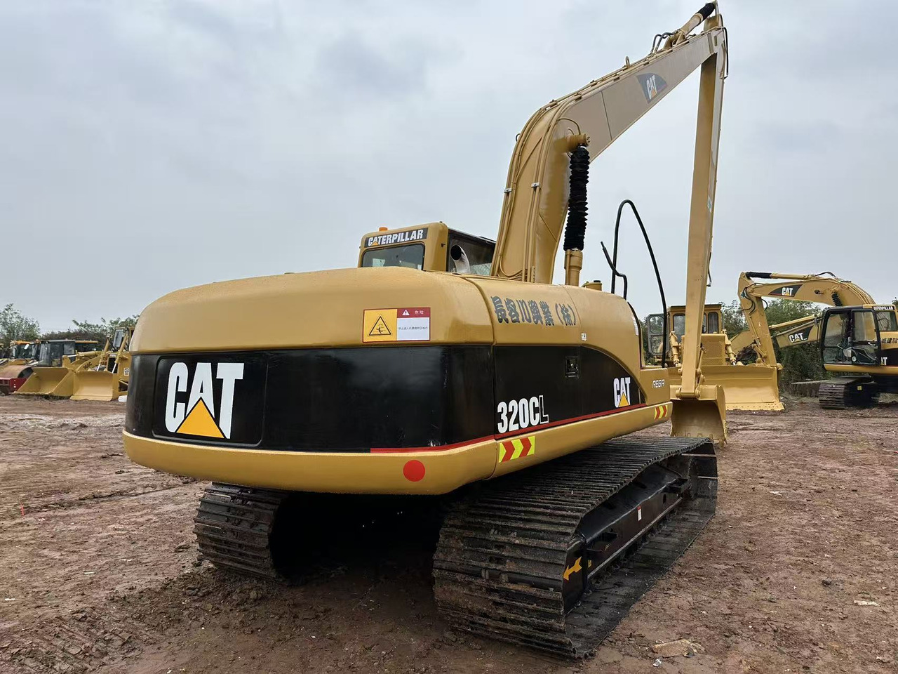CATERPILLAR 320CL long reach excavator - Pelle sur chenille: photos 2 CATERPILLAR 320CL long reach excavator - Pelle sur chenille: photos 2