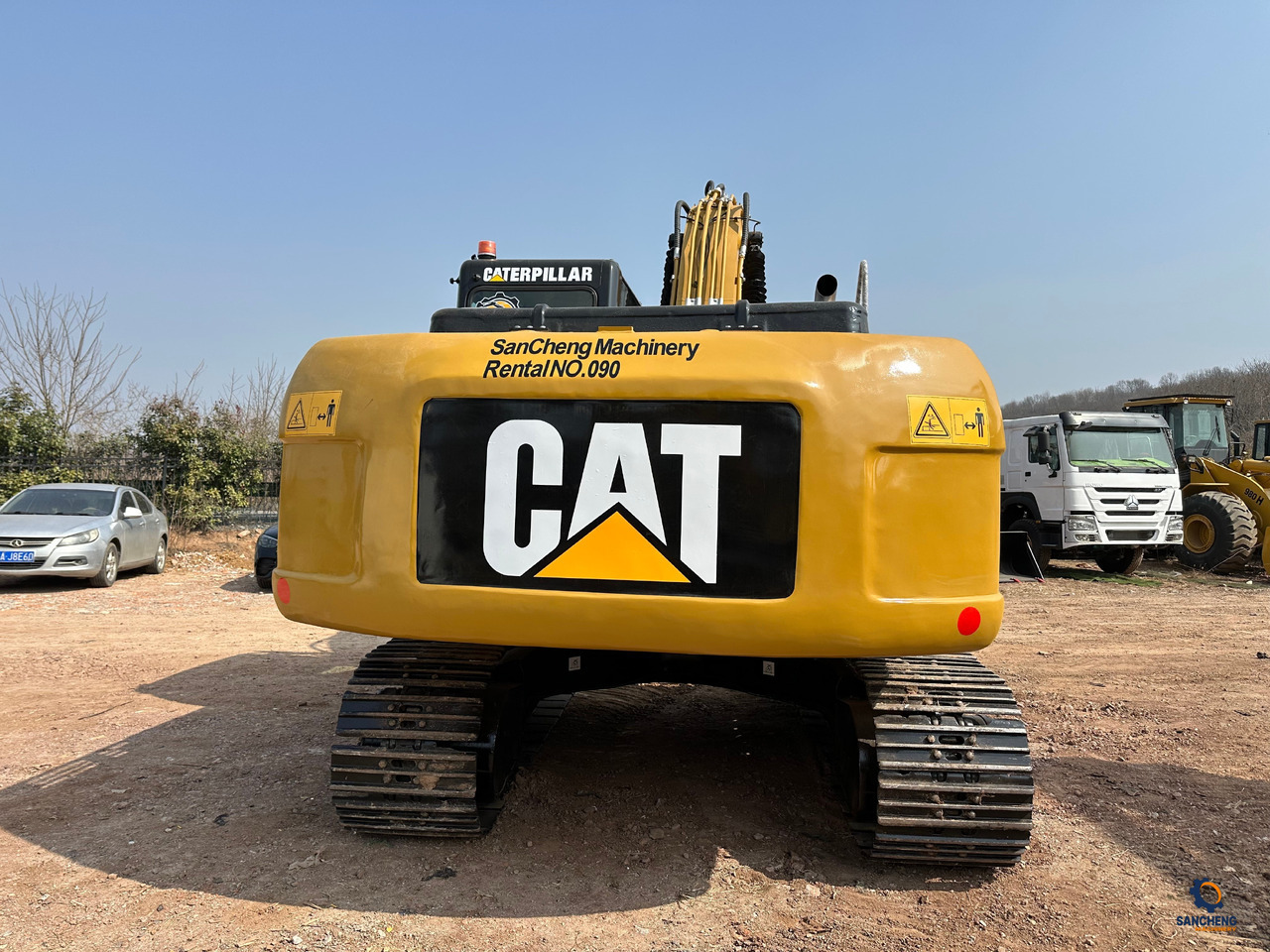 CATERPILLAR 320D2L - Pelle sur chenille: photos 4 CATERPILLAR 320D2L - Pelle sur chenille: photos 4