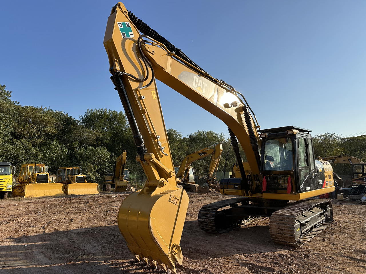 CATERPILLAR 320DL - Pelle sur chenille: photos 4 CATERPILLAR 320DL - Pelle sur chenille: photos 4
