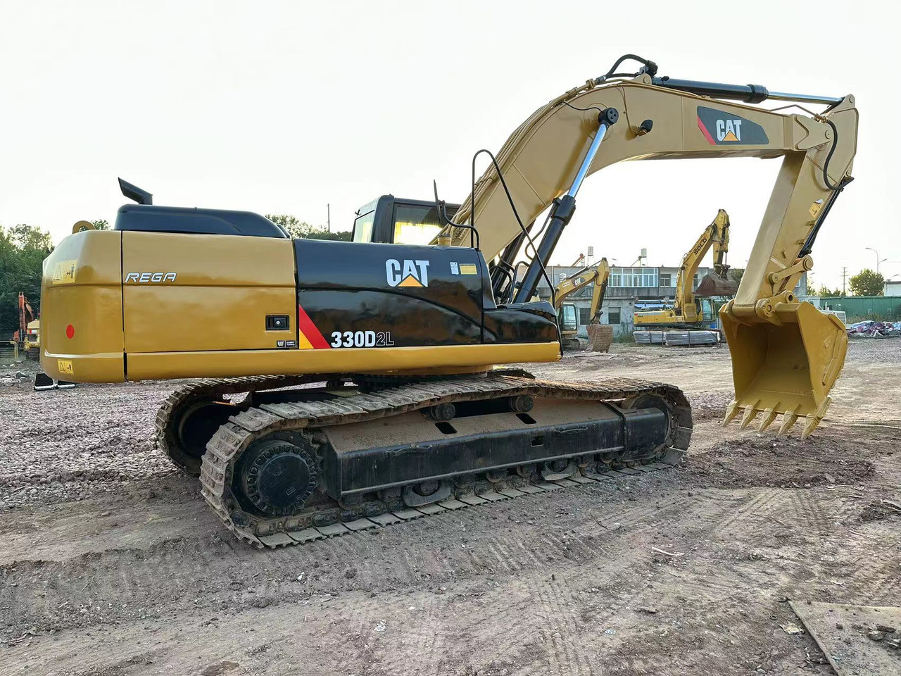 CATERPILLAR 330D2L excavator - Pelle sur chenille: photos 1 CATERPILLAR 330D2L excavator - Pelle sur chenille: photos 1