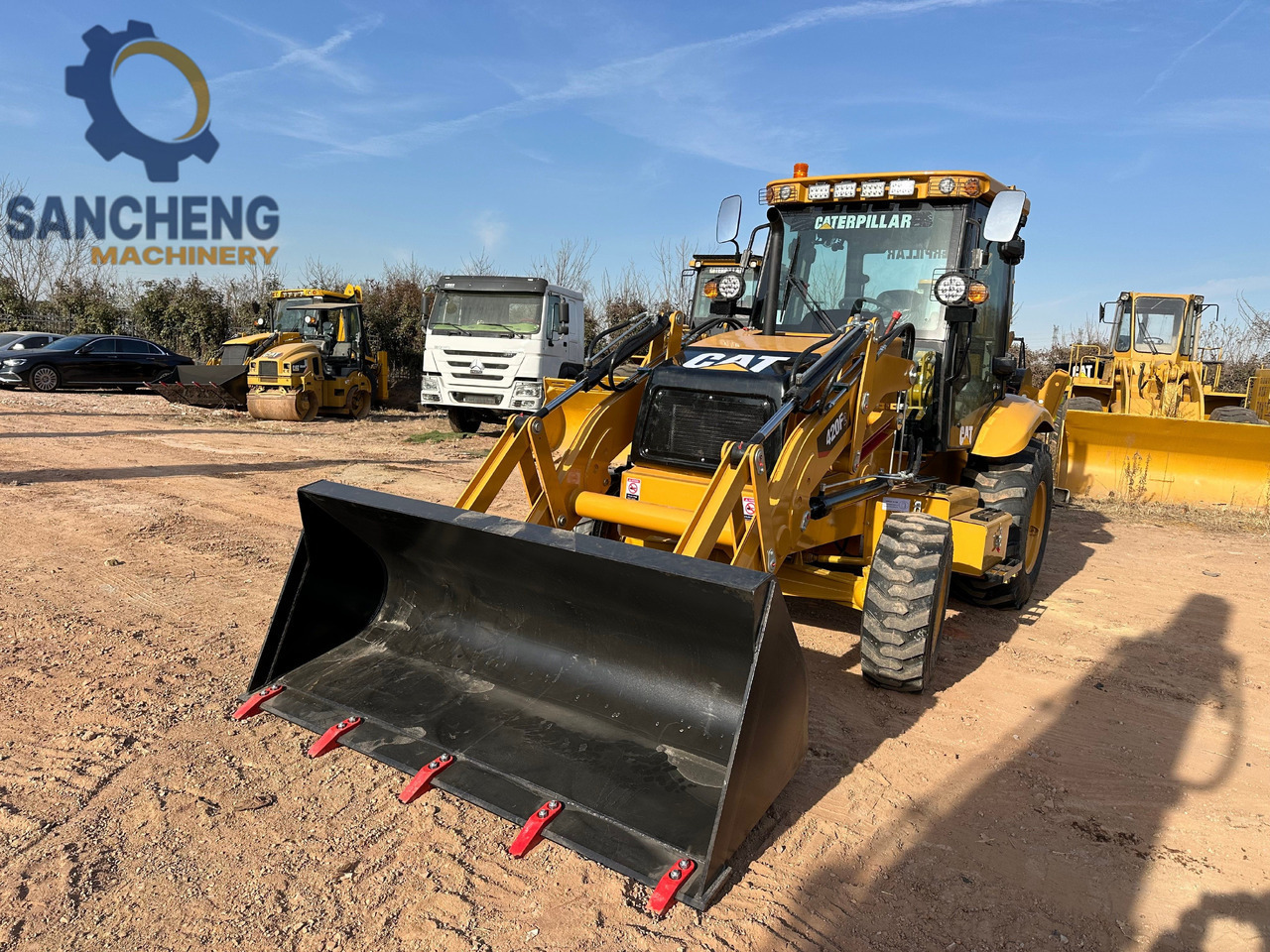 CATERPILLAR 420F2 - Tractopelle: photos 5 CATERPILLAR 420F2 - Tractopelle: photos 5