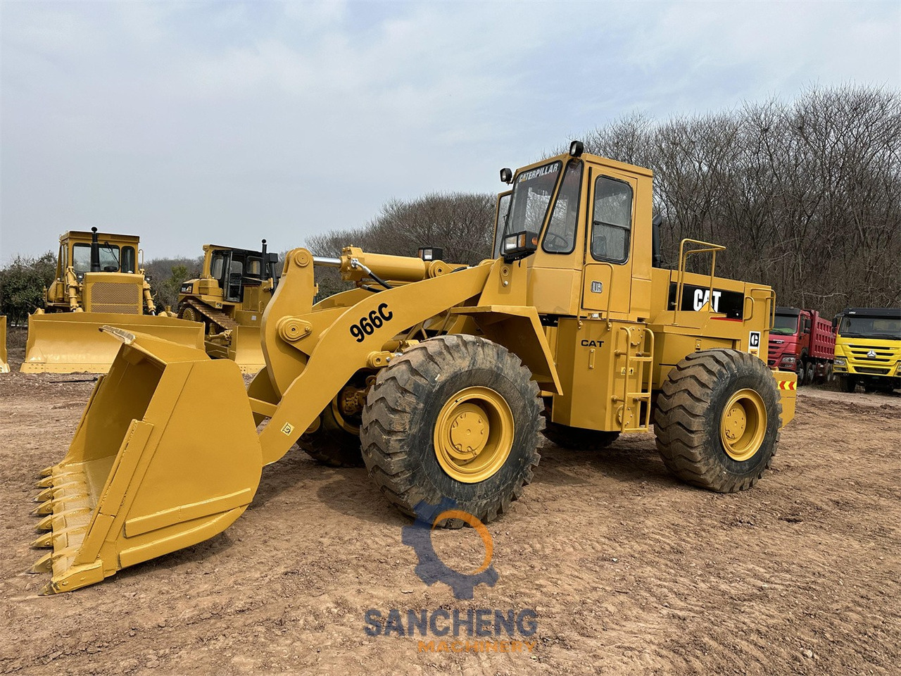 Chargeuse sur pneus CATERPILLAR 966C: photos 10