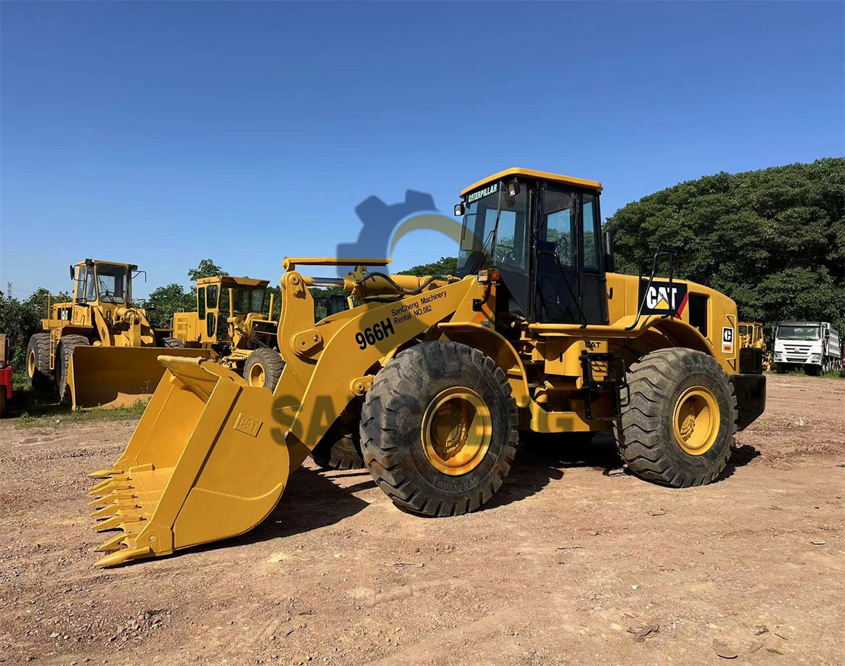 CATERPILLAR 966H - Chargeuse sur pneus: photos 5 CATERPILLAR 966H - Chargeuse sur pneus: photos 5