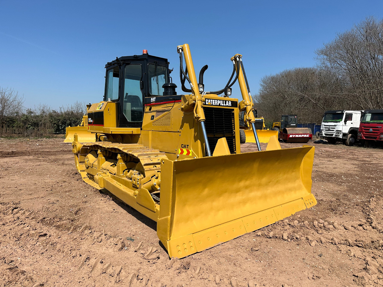 CATERPILLAR D6G bulldozer - Bulldozer: photos 4 CATERPILLAR D6G bulldozer - Bulldozer: photos 4