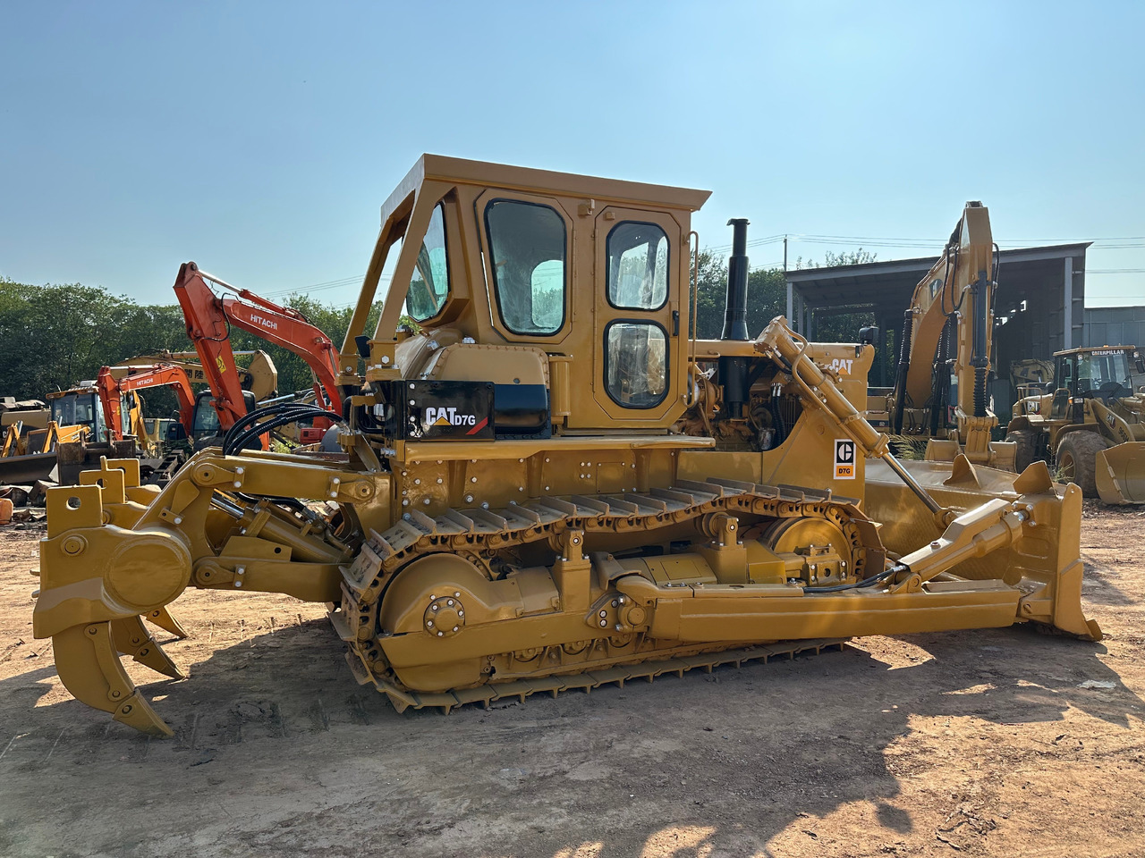 CATERPILLAR D7G Bulldozer - Bulldozer: photos 4 CATERPILLAR D7G Bulldozer - Bulldozer: photos 4