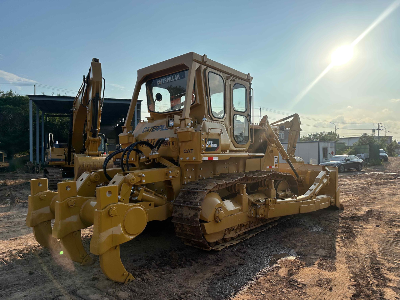 CATERPILLAR D7G - Bulldozer: photos 1 CATERPILLAR D7G - Bulldozer: photos 1