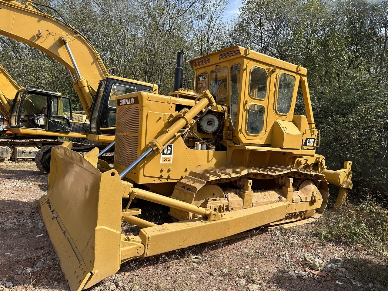 CATERPILLAR D7G - Bulldozer: photos 2 CATERPILLAR D7G - Bulldozer: photos 2