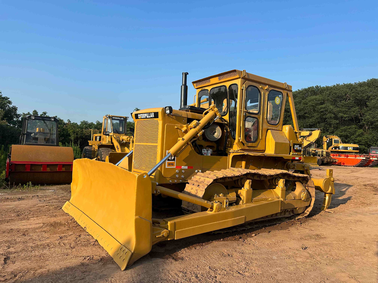 CATERPILLAR D7G - Bulldozer: photos 2 CATERPILLAR D7G - Bulldozer: photos 2