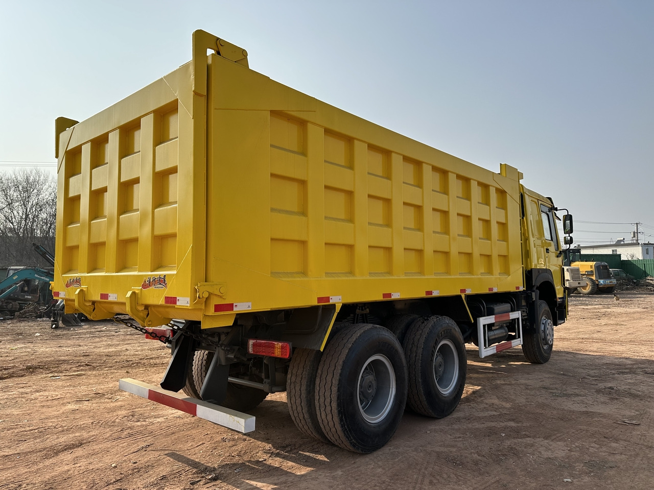 Camion benne pour transport de silo SINOTRUK Howo Dump truck 371: photos 8