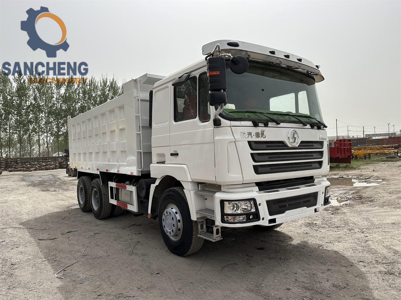 Shacman F3000 - Camion benne: photos 1 Shacman F3000 - Camion benne: photos 1