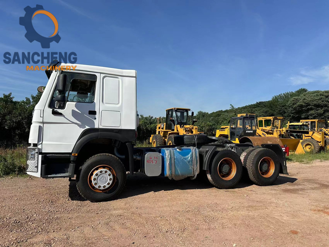 SINOTRUK HOWO Truck Head 371 - Tracteur routier: photos 3 SINOTRUK HOWO Truck Head 371 - Tracteur routier: photos 3