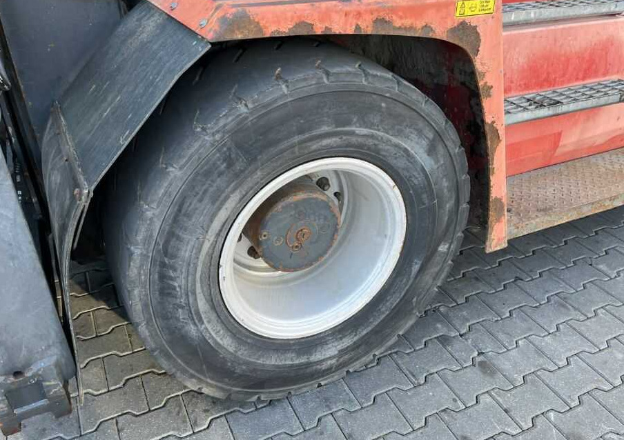 Chariot élévateur diesel Kalmar DCE120-12: photos 9