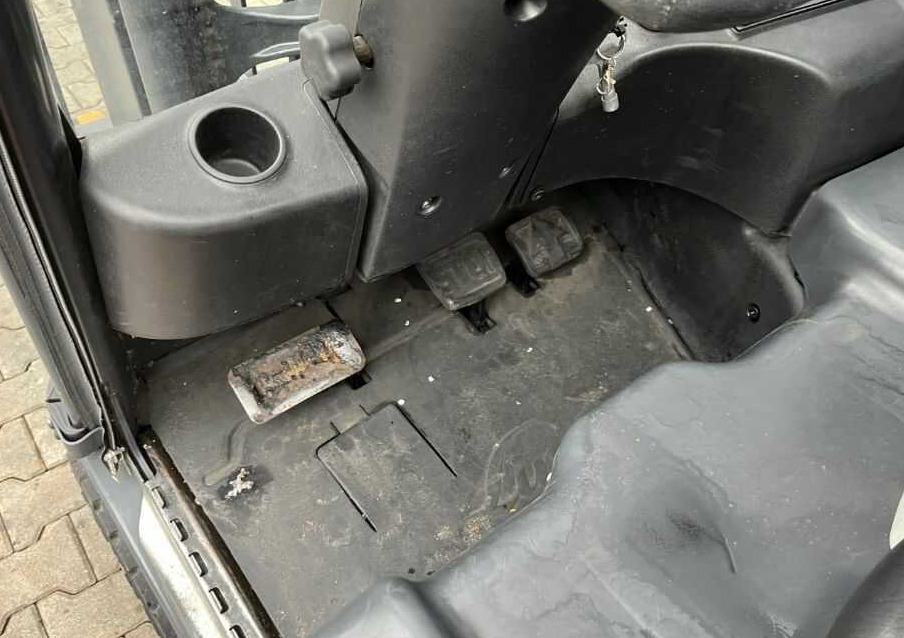 Chariot élévateur électrique Linde E14-02: photos 9 Chariot élévateur électrique Linde E14-02: photos 9