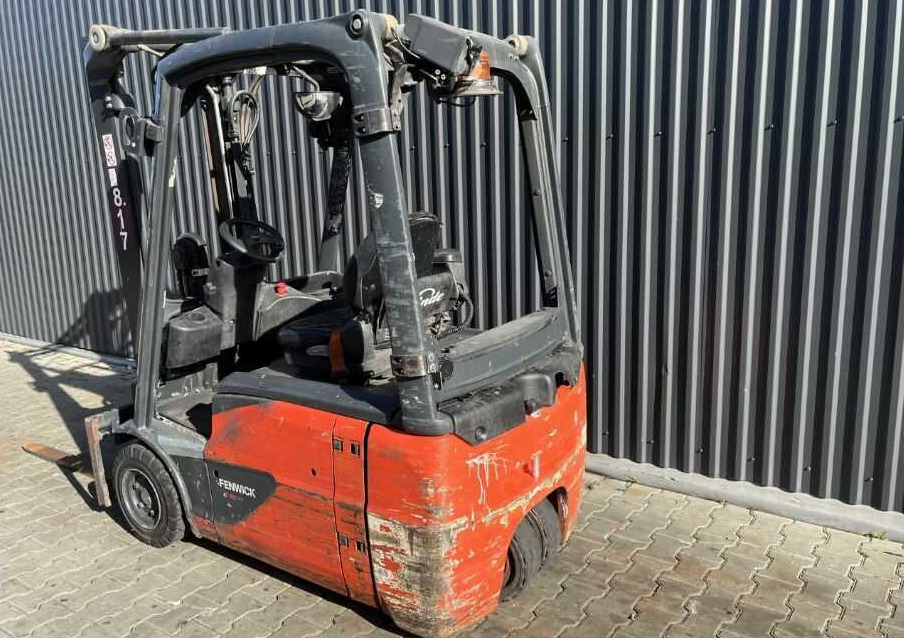 Linde E16-02 - Chariot élévateur électrique: photos 3 Linde E16-02 - Chariot élévateur électrique: photos 3