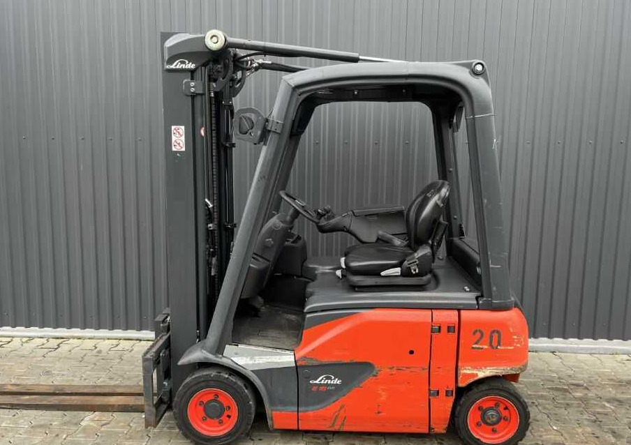 Linde E16P-02 - Chariot élévateur électrique: photos 2 Linde E16P-02 - Chariot élévateur électrique: photos 2