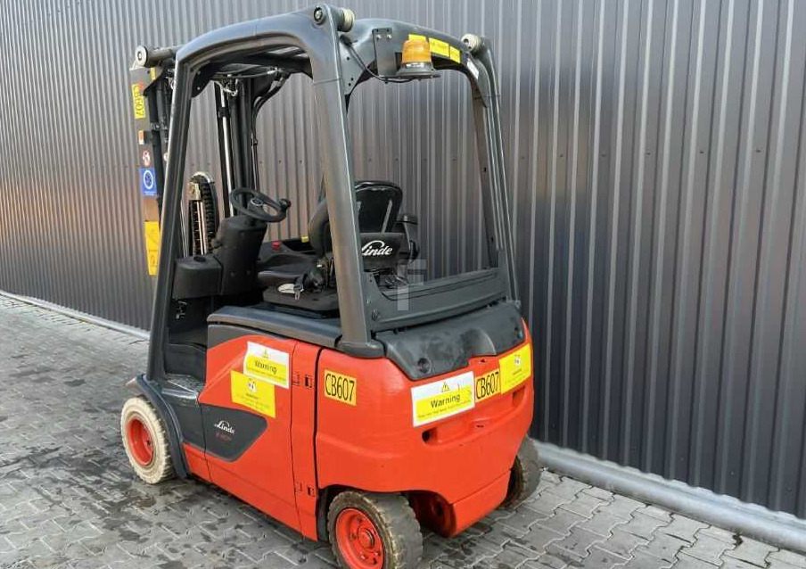 Linde E20PH-02 - Chariot élévateur électrique: photos 3 Linde E20PH-02 - Chariot élévateur électrique: photos 3